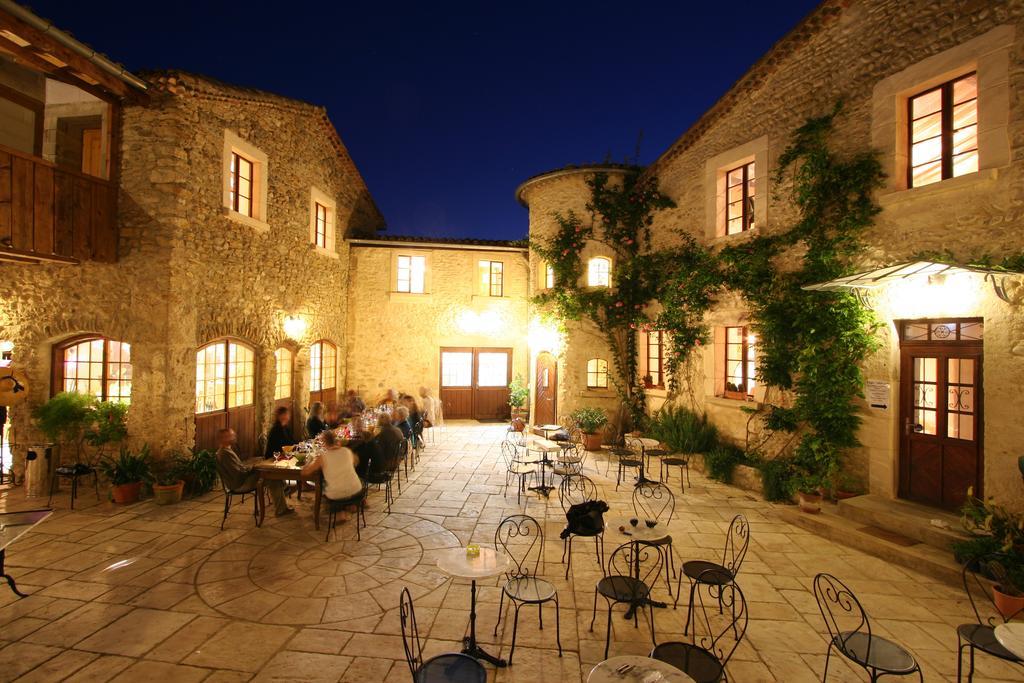 Auberge La Plaine Chabrillan Exterior photo