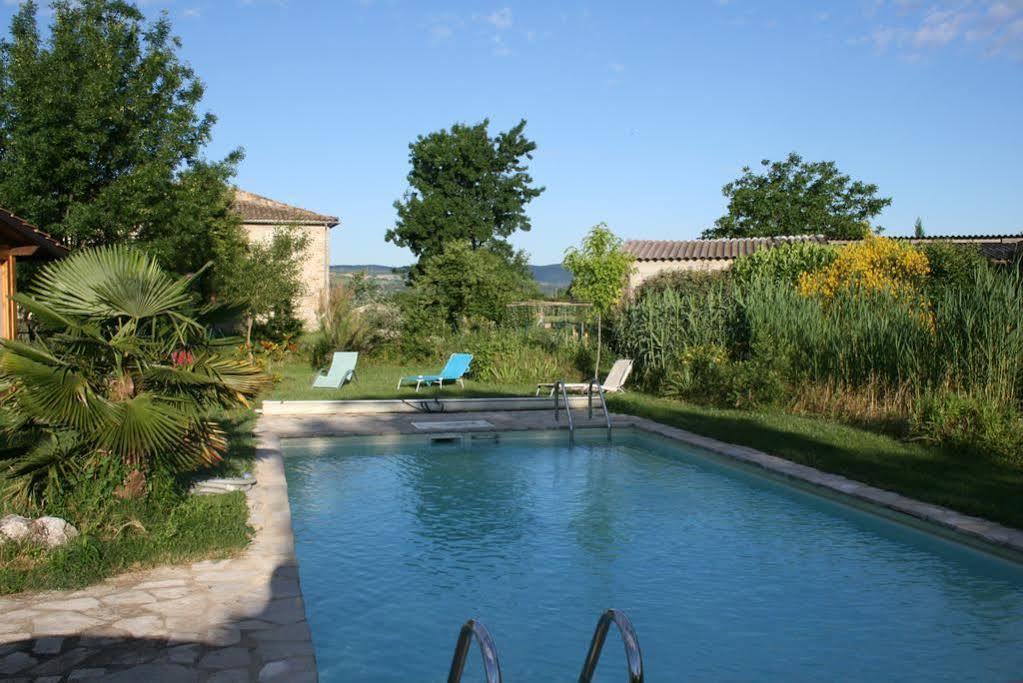 Auberge La Plaine Chabrillan Exterior photo